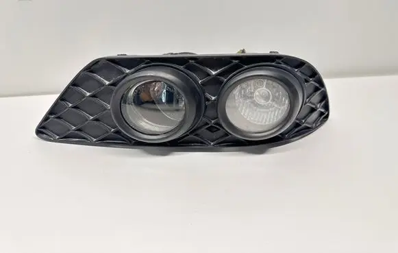Mercedes-Benz C W204 Front fog light