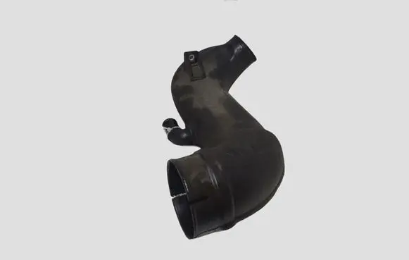 Opel Zafira B Air intake hose/pipe 55561910 329788454