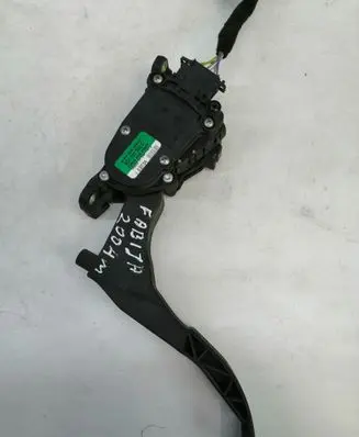 Skoda Fabia Mk1 (6Y) Accelerator throttle pedal 6Q1721503C