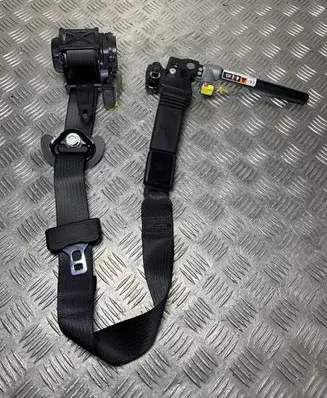 SsangYong Rexton Front seatbelt 0589P1000428
