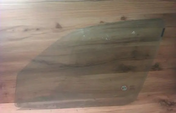 Fiat Bravo - Brava Front door window glass four-door