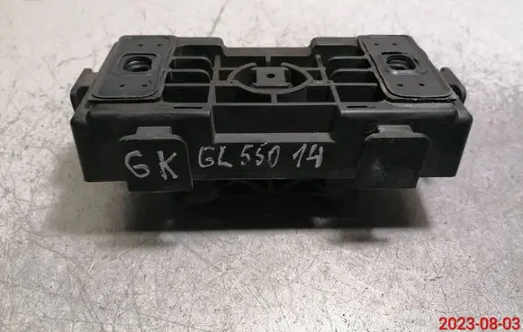 Mercedes-Benz GL X166 Jacking socket point a2046900009