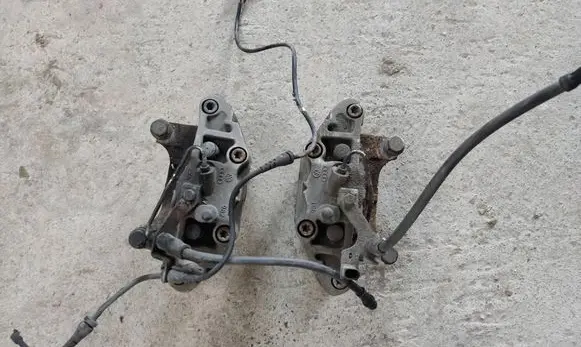 Audi A4 S4 B7 8E 8H Front brake caliper