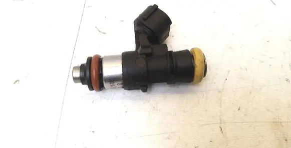 Fuel injector