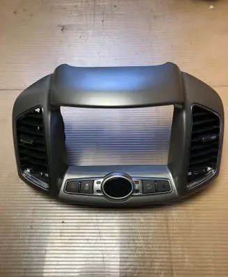 Chevrolet Captiva Radio/GPS head unit trim 