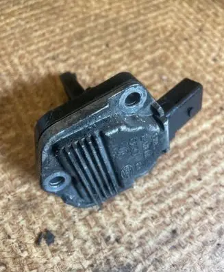 Audi A4 S4 B5 8D Oil level sensor 6PR00807902