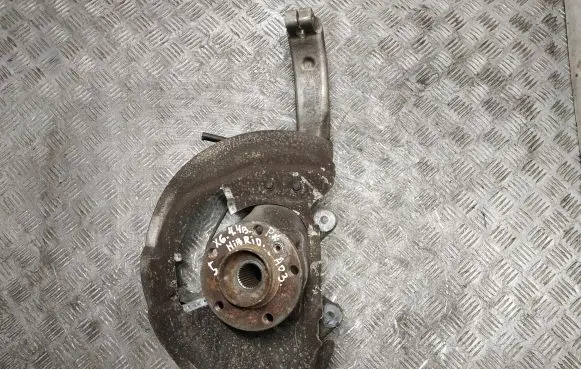 BMW X6 E71 Front wheel hub 6773783