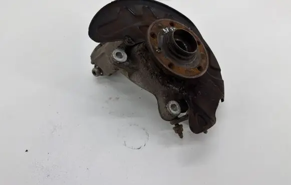 Volkswagen PASSAT B8 Front wheel hub 5Q0407257A