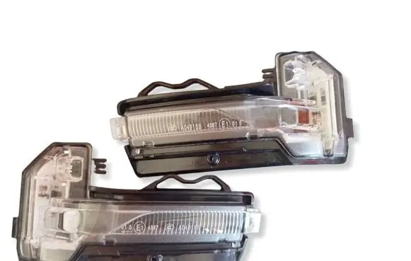 Audi Q3 F3 Mirror indicator light 81A949102