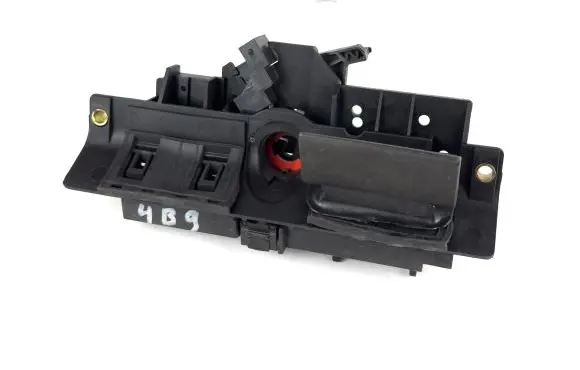 Audi A4 S4 B5 8D Tailgate/trunk/boot exterior handle 8d9827565h 8d9827565j 4b0827565h