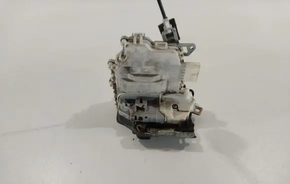 Audi A4 S4 B8 8K Front door lock 8J1837016C