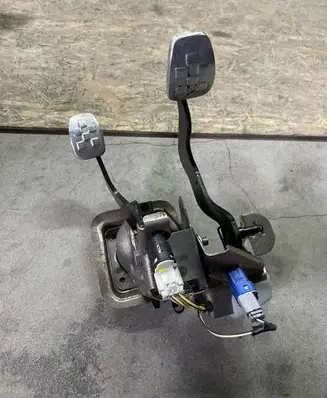 Clutch pedal