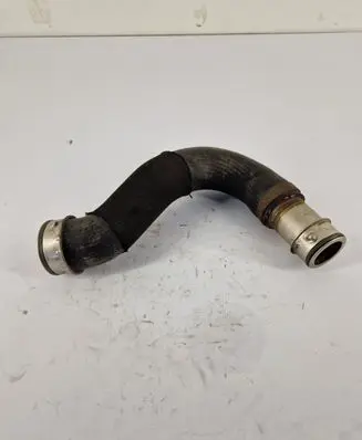 Volkswagen Touareg I Intercooler hose/pipe 7L6145822B