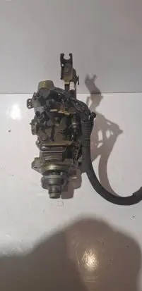 Ford Mondeo MK II Fuel injection high pressure pump 448B250A