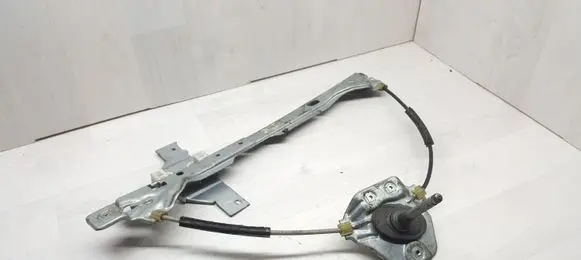 Rear door manual window regulator
