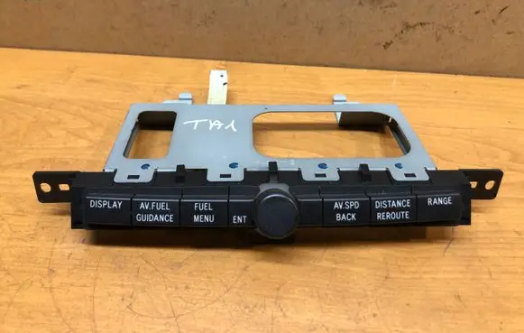 Toyota Avensis T250 On-board computer control switch FA00071B