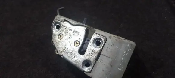 Chrysler Neon I Front door lock