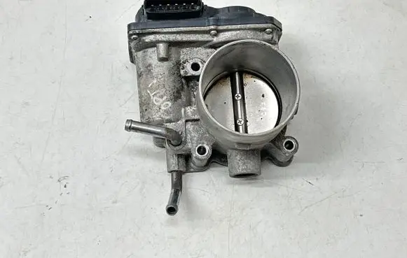 KIA Optima Throttle valve 351002E610 E1492 593003U16