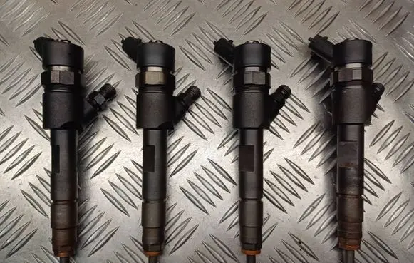 Fuel injectors set