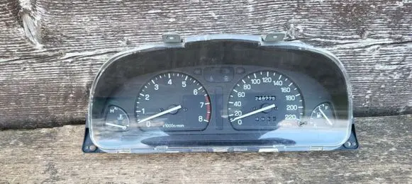 Subaru Impreza I Speedometer (instrument cluster) 85012FA540