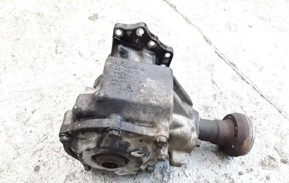 Volvo XC90 Gearbox transfer box case 30700016