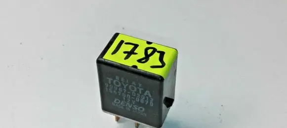 Lexus IS 200-300 Other relay 9098702012
