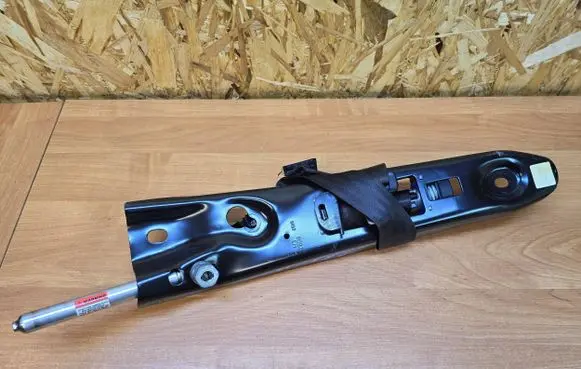Volvo XC90 Front seatbelt