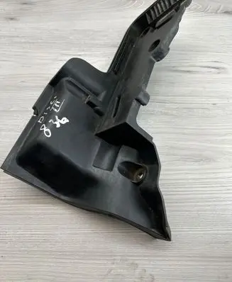 Land Rover Discovery 3 - LR3 Battery bracket DWM500041