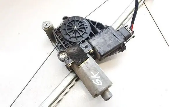 Opel Zafira A Rear door window regulator motor 119735XXX
