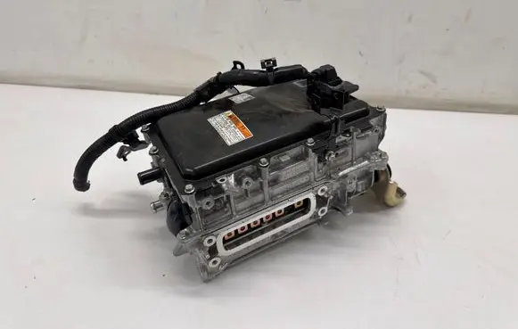 Toyota Yaris Cross Voltage converter inverter G920052330