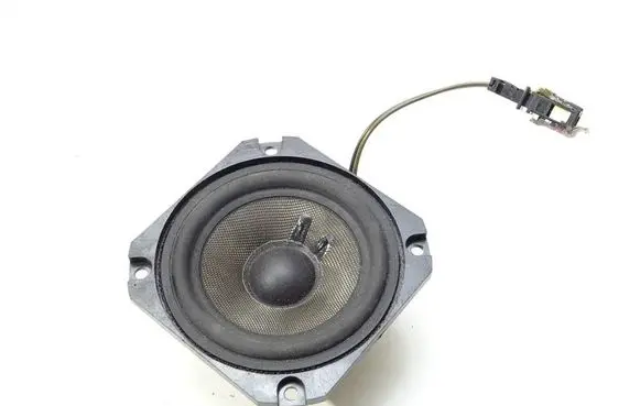 Audi A8 S8 D3 4E Front door speaker 4E0035401