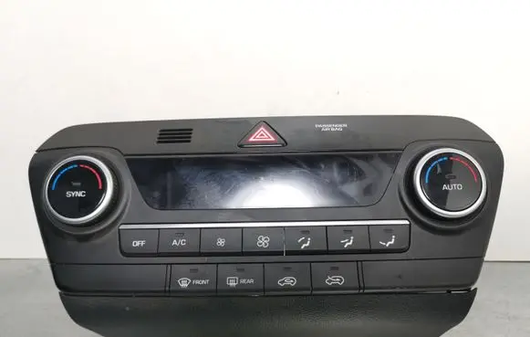 Hyundai Tucson TL Climate control unit 97250D7JB0