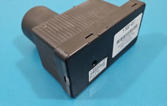 Mercedes-Benz E W211 Central locking vacuum pump 2038000048 IMPRK1532457