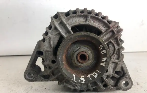 Audi A4 S4 B7 8E 8H Generator/alternator
