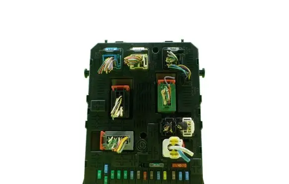 Peugeot RCZ Fuse box set 966689538001 BEZPIECZNIKOW