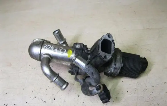 Suzuki Swift I EGR valve cooler VD4382