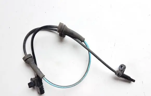Nissan Qashqai J12 ABS brake wheel speed sensor 479106UA0A B066 E115