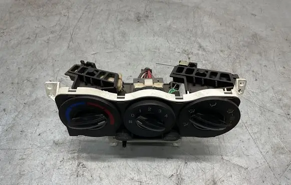 Hyundai Getz Climate control/heater control trim