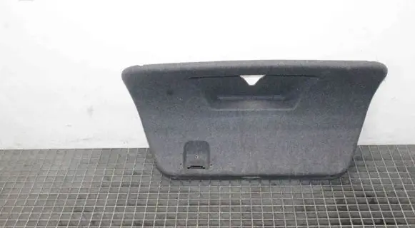Audi A4 S4 B7 8E 8H Tailgate trim
