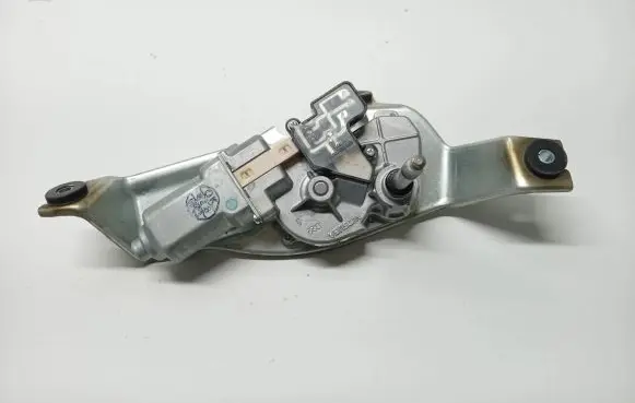 Mazda 3 III Rear window wiper motor