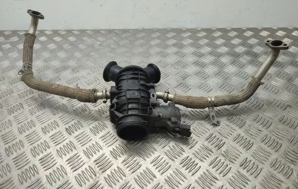 Peugeot 607 Engine shut-off valve 4S709L4440