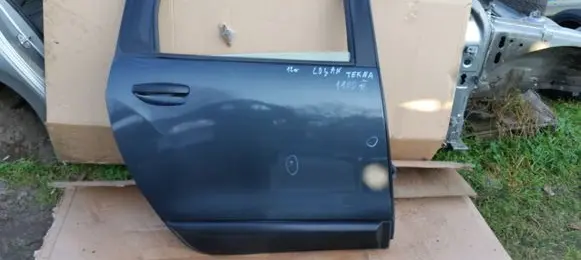Dacia Lodgy Rear door