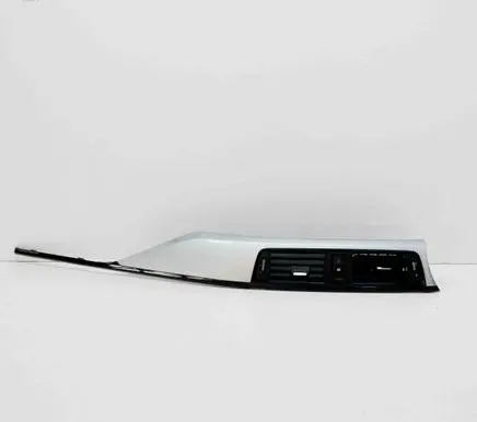 BMW 4 F32 F33 Dashboard glove box trim 9218552