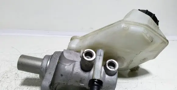 Volvo S60 Master brake cylinder 03350885571