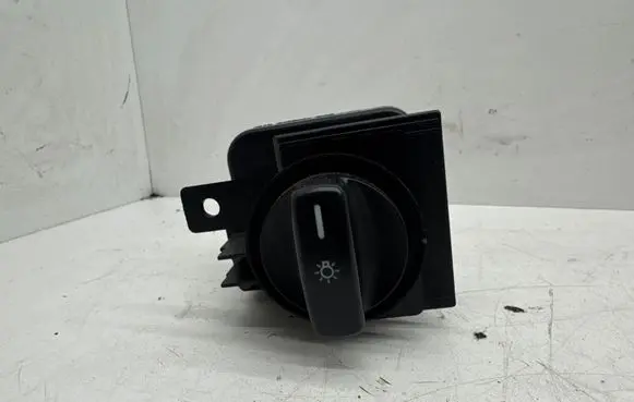 Mercedes-Benz B W245 Light switch 1695451004