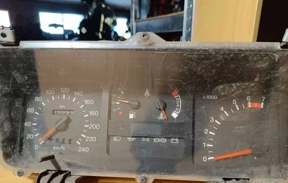 Ford Sierra Speedometer (instrument cluster) 87BB10841CA 062330