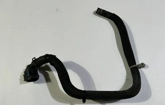Chrysler Pacifica Engine coolant pipe/hose 68438717aa