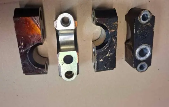 Jaguar XJ X308 Camshaft holder BKB2