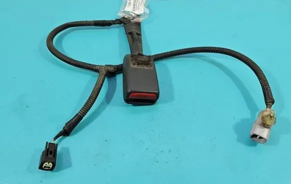 Toyota Avensis T250 Front seatbelt IMPRK1536669
