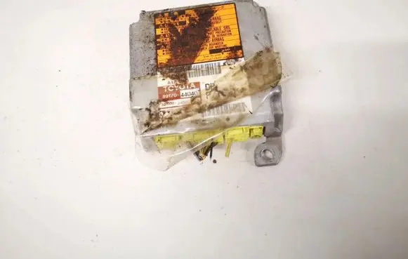 Toyota Avensis Verso Airbag control unit/module 8917044040 89170-44040